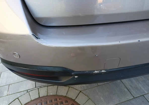 Subaru Forester cena 50900 przebieg: 148000, rok produkcji 2015 z Warszawa małe 172